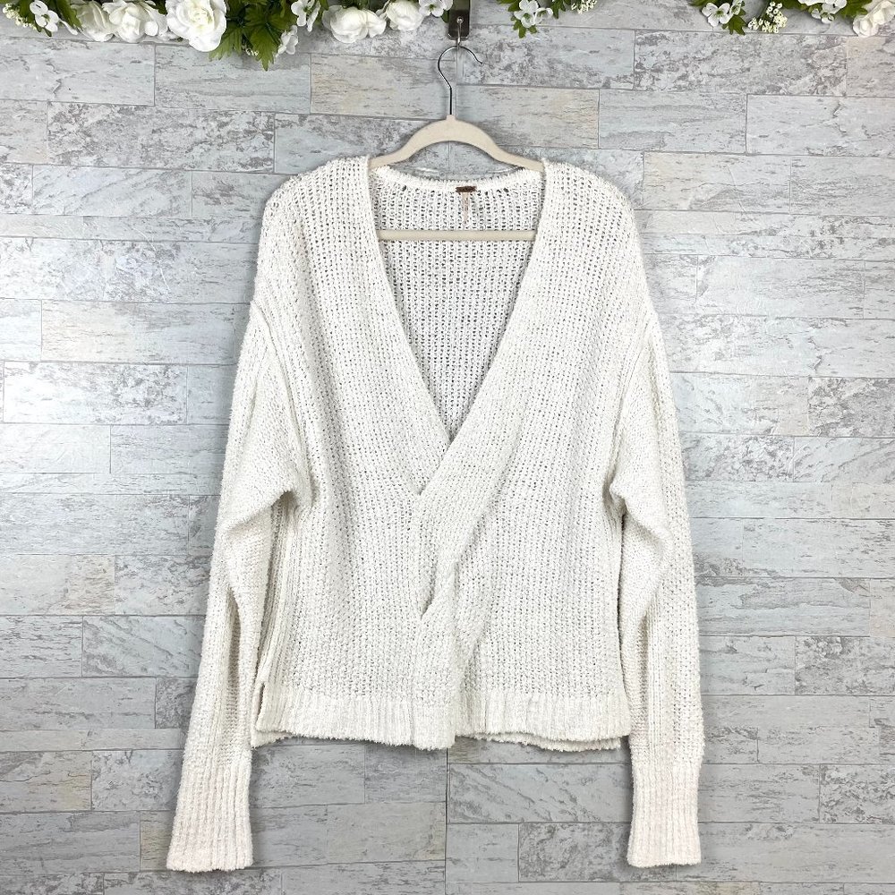 Free People White Knit Pullover V-neck Sweater
